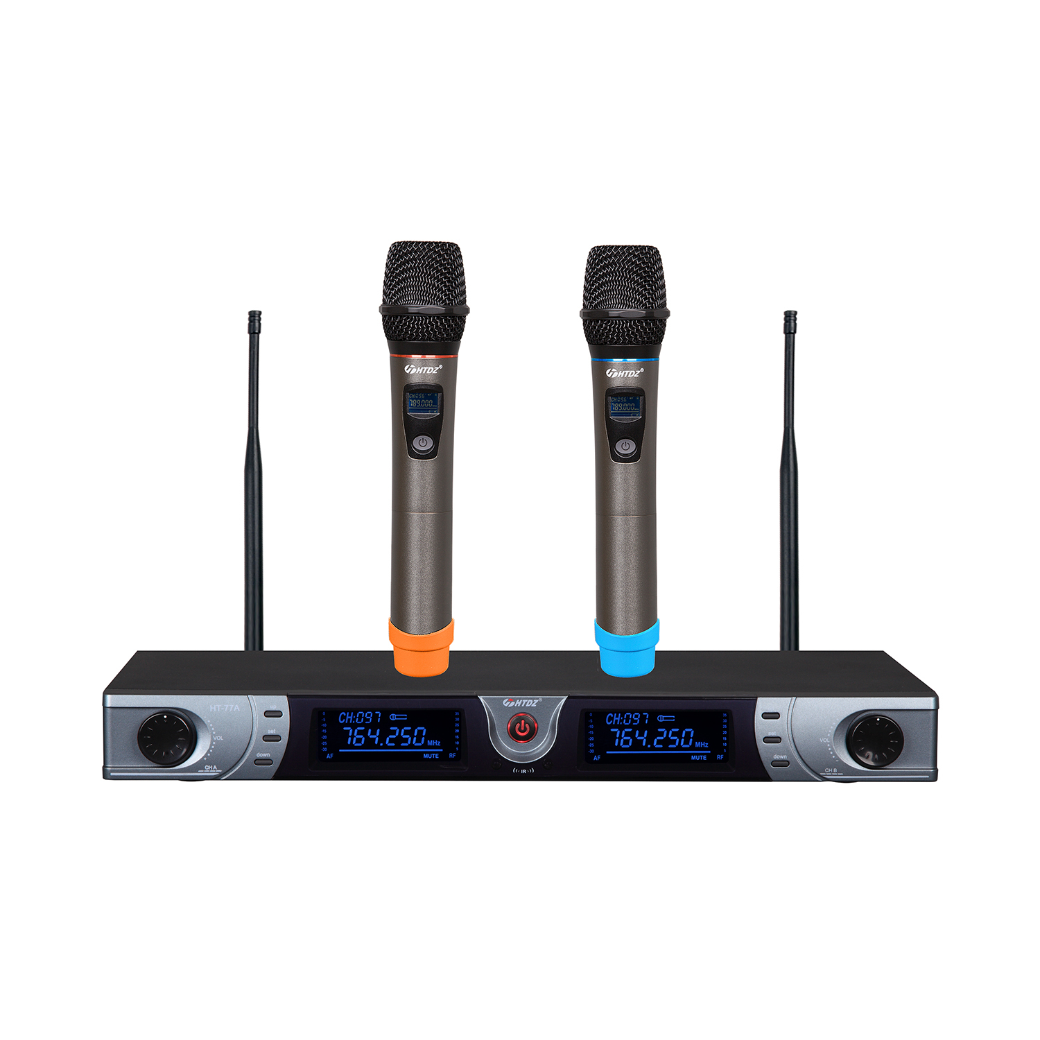 Қыздардың жыныстық еріндерін сорғызып жатқаны туралы әуесқой бейне